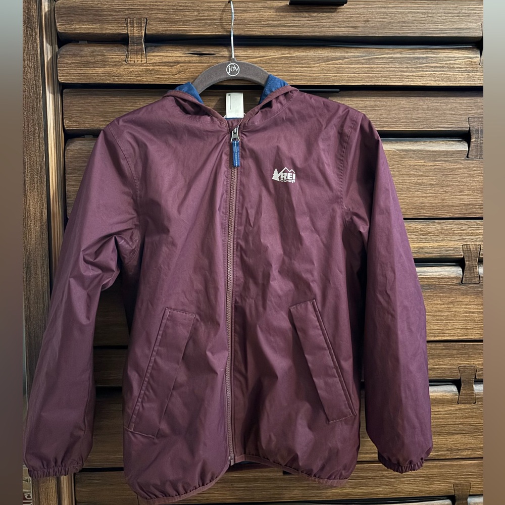 Maroon & Navy REI wind and rain coat. 10/12 like new condition.